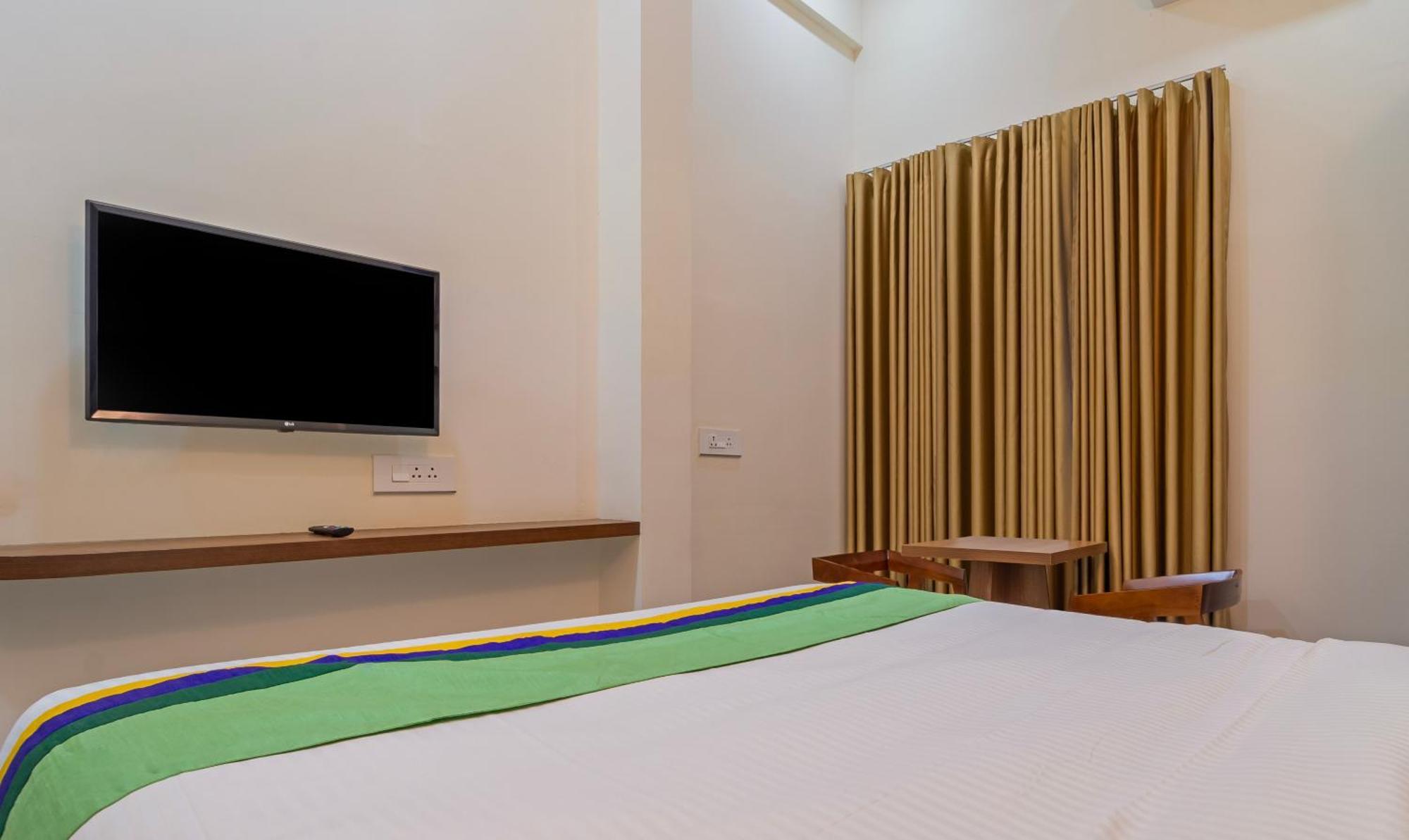 Itsy Hotels Avani Stays, Vyttila, Kochi Luaran gambar